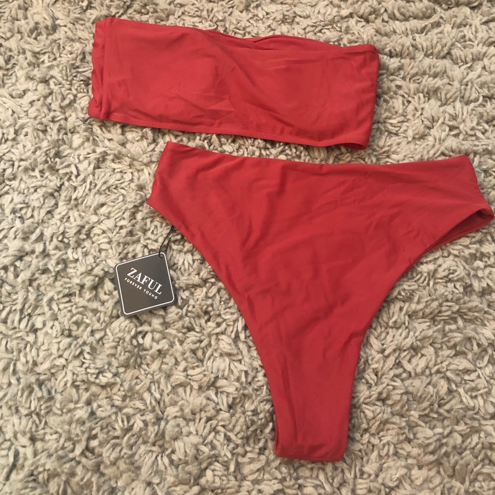Bandeau top, high rise cheeky bikini